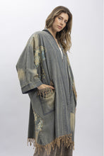 Load image into Gallery viewer, Oversized Denim Flower Patchwork Kimono