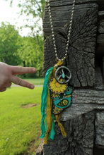 Load image into Gallery viewer, Harley & Maude’s- Yellow Funky Bird Necklace