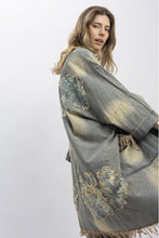 Load image into Gallery viewer, Oversized Denim Flower Patchwork Kimono