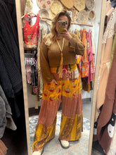 Load image into Gallery viewer, Zenana- Camel Cropped Knitted Sweater