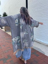 Load image into Gallery viewer, Oversized Denim Flower Patchwork Kimono