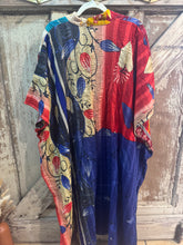 Load image into Gallery viewer, Kantha Bae- Just This Muu Floral
