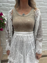 Load image into Gallery viewer, Zenana- Camel Cropped Brami

