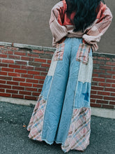 Load image into Gallery viewer, POL- Star Wide Leg Plaid Pant
