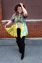 Load image into Gallery viewer, Morgan Factory- Nirvana Ruffle Tee YELLOW GREEN
