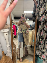 Load image into Gallery viewer, Wide Leg Tiered Pants
