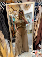 Load image into Gallery viewer, Zenana- Olive Babywaffle Knit Top
