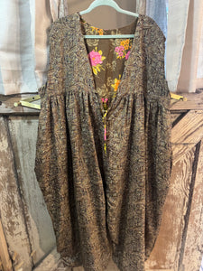 Soothing Jumpie Brown Pink Flower