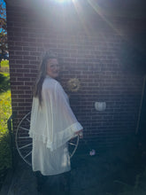 Load image into Gallery viewer, Oddi- Curvy Ivory Frill Sleeve Chiffon Hi Low
