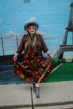 Load image into Gallery viewer, Easel- Floral Velvet Skirt
