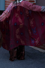 Load image into Gallery viewer, Kantha Bae- FLEETWOOD(magenta orange)
