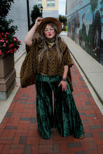 Load image into Gallery viewer, Bottoms- Green Velvet Wide Leg Pants
