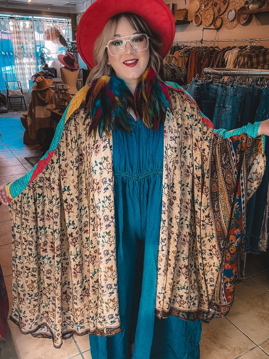 Kantha Bae- FLEETWOOD(neutral/blue top)