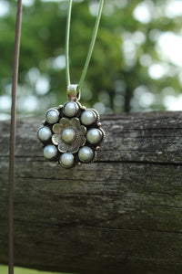 Pendants- Pearl Flower