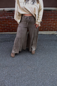 Easel- Mocha Tiered Wide Leg Pants