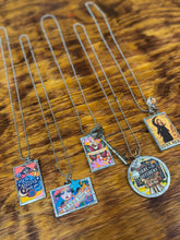 Load image into Gallery viewer, Necklace- Dare to be Different
