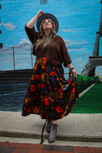 Load image into Gallery viewer, Easel- Floral Velvet Skirt
