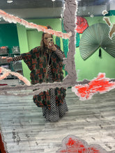 Load image into Gallery viewer, lady the brand- lillith cape
