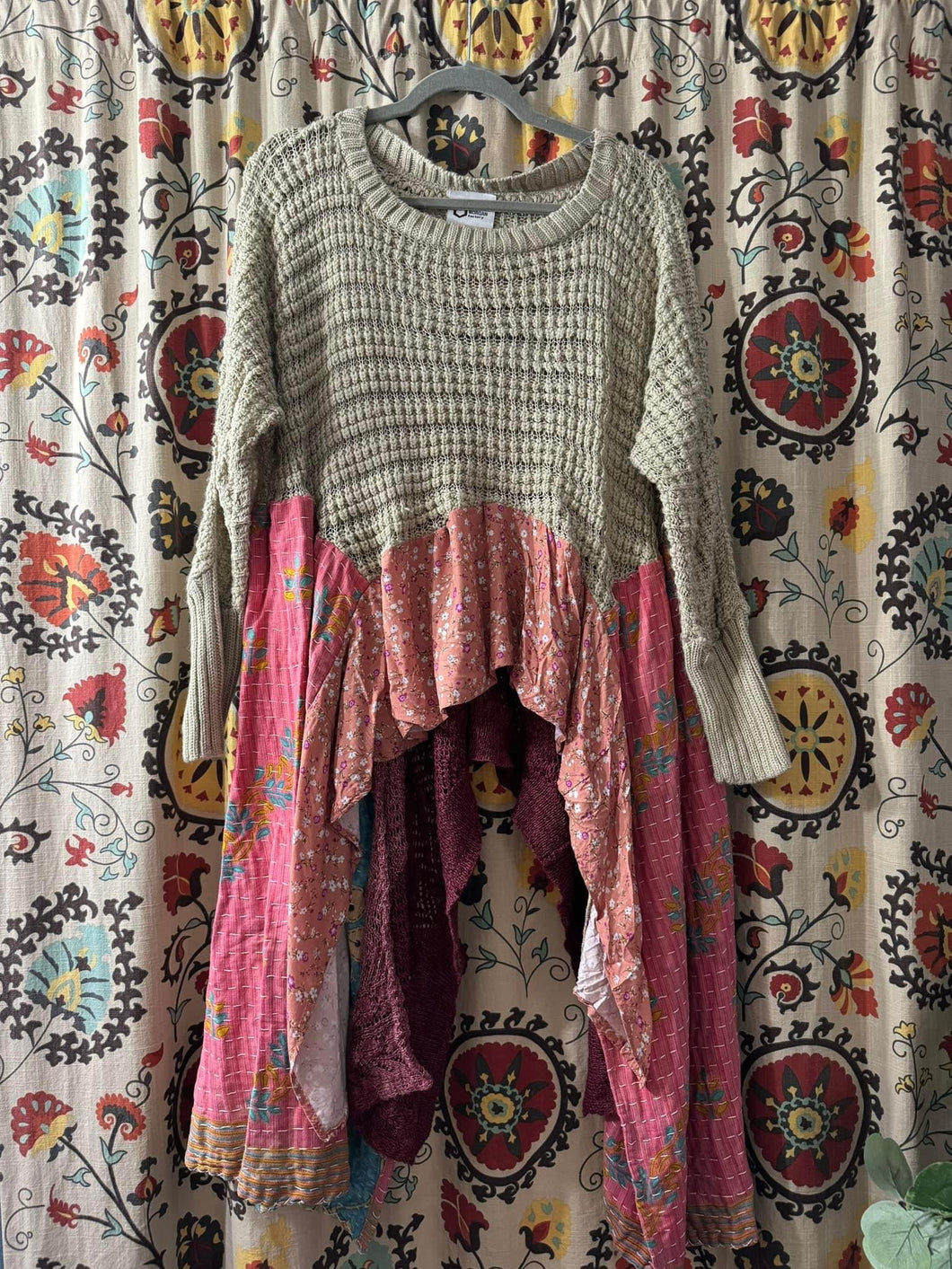 Morgan Factory- Beige Sweater Upcycled Pink Kantha