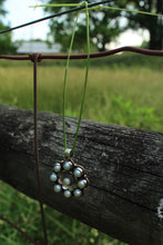 Load image into Gallery viewer, Pendants- Pearl Flower
