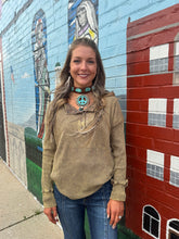 Load image into Gallery viewer, Zenana- Mocha Washed Baby Waffle Henley
