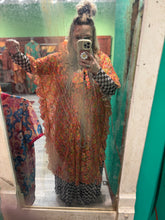 Load image into Gallery viewer, lady the brand- lotus tunic floral
