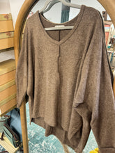 Load image into Gallery viewer, Zenana- Mocha Brushed Hacci Center Seam Sweater
