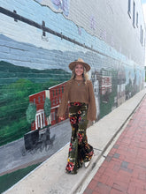 Load image into Gallery viewer, Zenana- Camel Cropped Knitted Sweater
