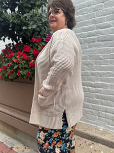 Zenana- Curvy Beige Knit Pocket Cardi