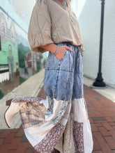 Load image into Gallery viewer, Wide Leg Tiered Pants
