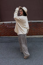 Load image into Gallery viewer, Easel- Mocha Tiered Wide Leg Pants
