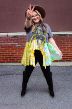 Load image into Gallery viewer, Morgan Factory- Nirvana Ruffle Tee YELLOW GREEN
