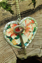 Load image into Gallery viewer, Necklace- Heart Vintage Tin
