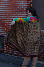 Load image into Gallery viewer, Kantha Bae- FLEETWOOD(neutral/blue top)
