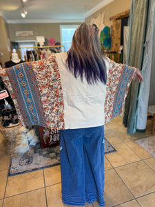 Easel- Print Mix Star Poncho