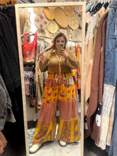 Load image into Gallery viewer, Zenana- Camel Cropped Knitted Sweater
