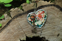Load image into Gallery viewer, Necklace- Heart Vintage Tin
