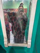 Load image into Gallery viewer, lady the brand- lillith cape
