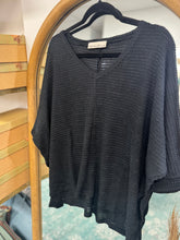 Load image into Gallery viewer, Zenana Black 3/4 Sleeve V-Neck Sweater
